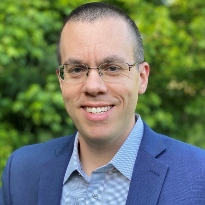 Headshot of Jonathan Sepulveda