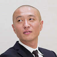 Takashi Yoshikawa