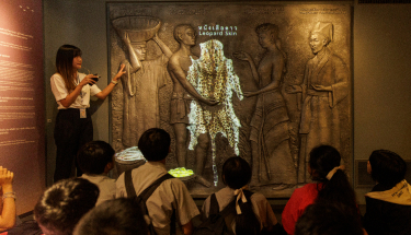 Learning beyond the classroom: A group shot of students and teachers